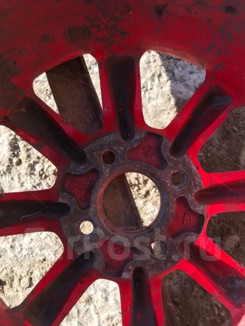 Black Racing. 6.0x14", 4x100, ET40 ����