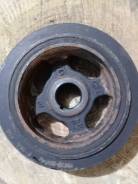 Шкив коленвала. Toyota Corolla, ZZE120, ZZE120L, ZZE121, ZZE121L, ZZE122, ZZE123L, ZZE124, ZZE132, ZZE134 Двигатели: 1ZZFE, 2ZZGE, 3ZZFE, 4ZZFE