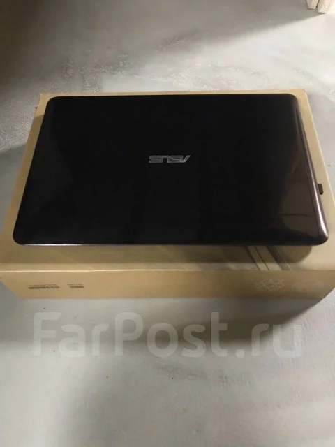 Asus VivoBook X556UQ. 15.6", 2 300����, ��� 6 ��, ���� 500���, WiFi: 1, Bluetooth: 1, ����������� �� 3��. ����