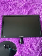 Samsung. 18", ���������� �� (LCD)