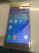 Samsung Galaxy On7. /,  