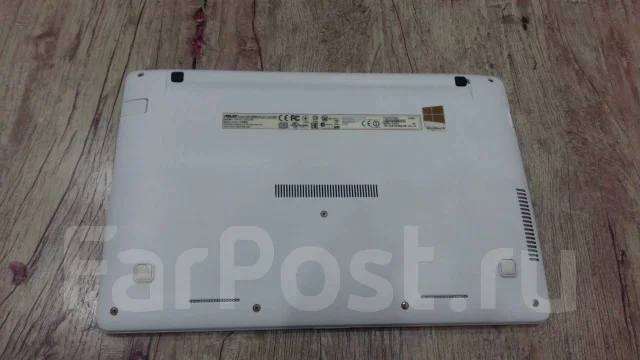 Asus X200MA. 11.6", 2,2����, ��� 4 ��, ���� 320���, WiFi: 1, Bluetooth: 1, ����������� �� 4��. ����