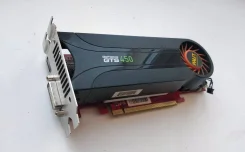 GeForce GTS 450 ����
