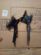 Петли капота. Toyota Vista, CV30, SV30, SV32, SV33, SV35, VZV30, VZV31, VZV32, VZV33 Toyota Camry, CV30, SV30, SV32, SV33, SV35, VZV30, VZV31, VZV32...