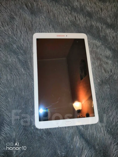 Samsung Galaxy Tab E ����
