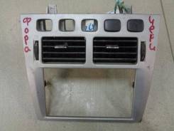 Рамка магнитолы Chery Fora A21 2006-2010 Номер OEM A215305210BA