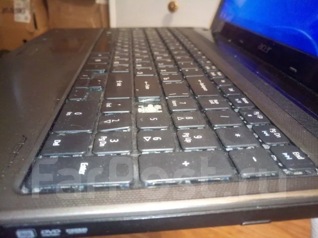 Acer Aspire 5750G. 2,4����, ��� 6 ��, WiFi: 1, Bluetooth: 1, ����������� �� 1��. ����