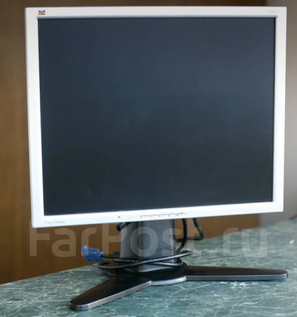 ViewSonic. 19" ����