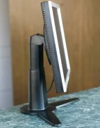 ViewSonic. 19"