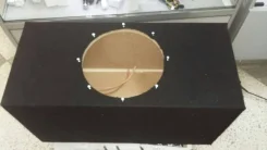 ����� ����