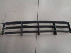 Решетка бампера центральная Skoda Fabia 2007-2015 Номер OEM 5J0853677A9B9