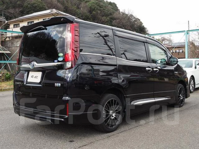 Toyota Esquire. ��������, ��������, 1.8 (99��.�.), ������. ��� ����� �� ������������ ����