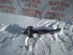 Крепление капота. Honda Fit, GD, GD1, GD2, GD3, GD4 Двигатели: L13A, L15A
