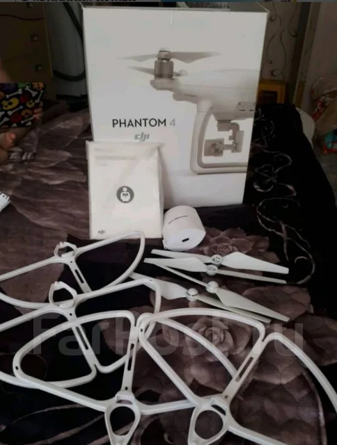 DJI Phantom 4 ����