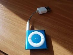 Apple iPod shuffle. ����
