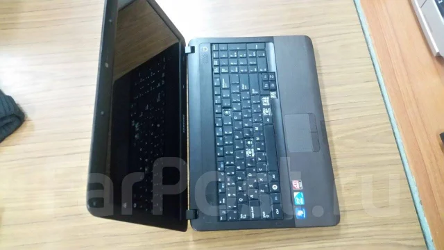 Samsung R540. 15.6" ����