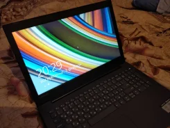 Lenovo IdeaPad 330. 15.6", 2,3����, ��� 8 ��, ���� 1 000���, WiFi, Bluetooth, ����������� �� 6��.