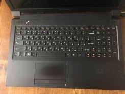 Lenovo B570e. 15.6", 1,7����, ��� 2048 ��, ���� 500���, WiFi: 1, ����������� �� 3��. ����