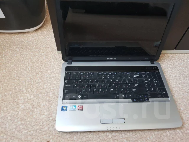 Samsung RV510. WiFi: 1 ����