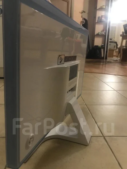 Samsung. 22" ����