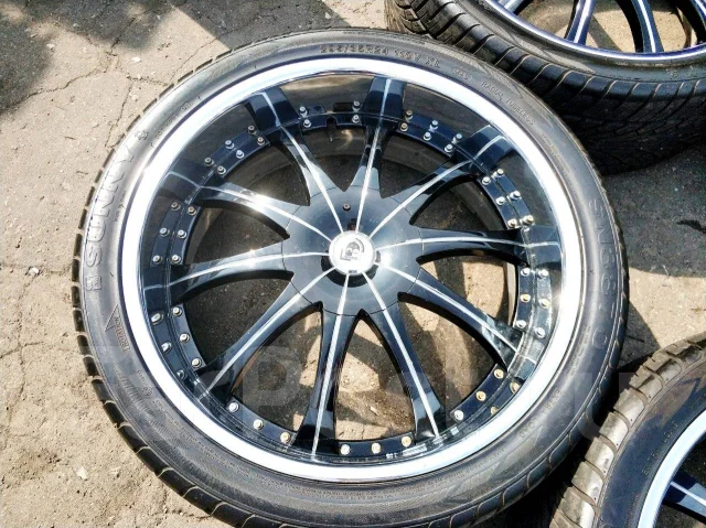 Lexani. 9.5x24", 5x150, 5x150.1, ET15 ����