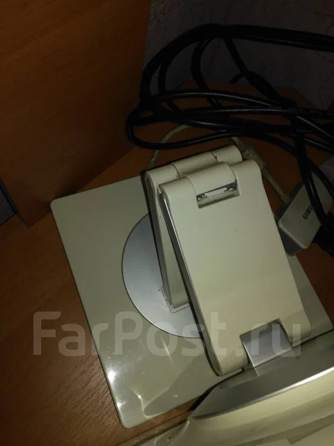 Samsung. 19" ����