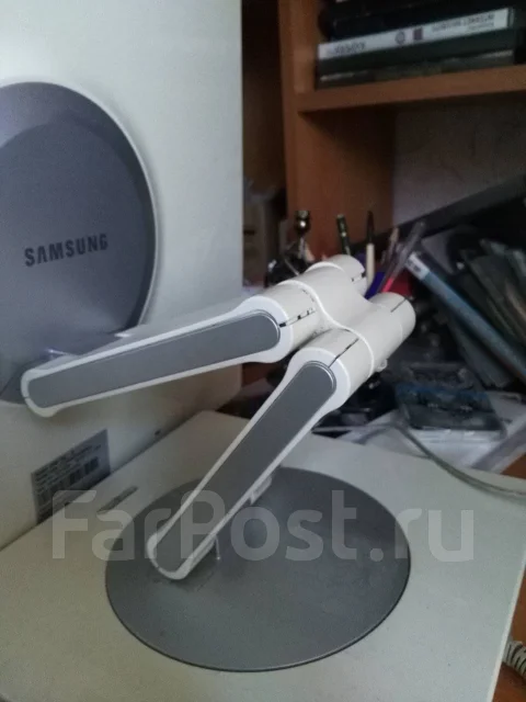Samsung. 19" ����