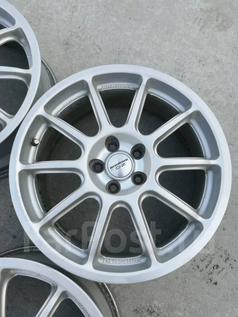 OZ Racing Prodrive. 7.0x17", 5x100, ET52 ����