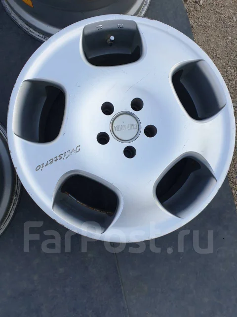 Crimson Club Linea Misterio. 8.0x18", 5x114.3, ET30 ����