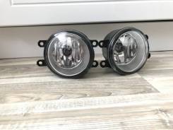 Фара противотуманная. Toyota: iQ, Avensis, Corolla, Innova, Tarago, Aygo, bB, Premio, Sienta, Mark X, Corolla Axio, XA, Corolla Verso, Camry, Noah, Ya...