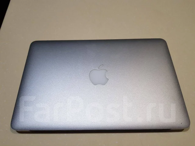 Apple MacBook Air 11. 11", WiFi: 1, Bluetooth: 1 ����