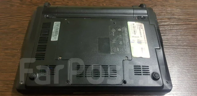Asus Eee PC 900AX. 8.9", ��� 1024 ��, ���� 120���, WiFi: 1, Bluetooth: 1, ����������� �� 3��. ����