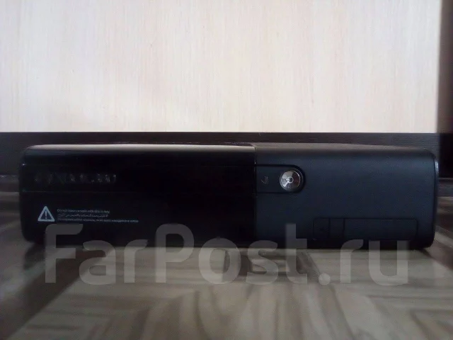 Microsoft Xbox 360 E ����