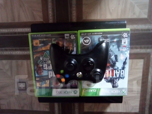 Microsoft Xbox 360 E ����