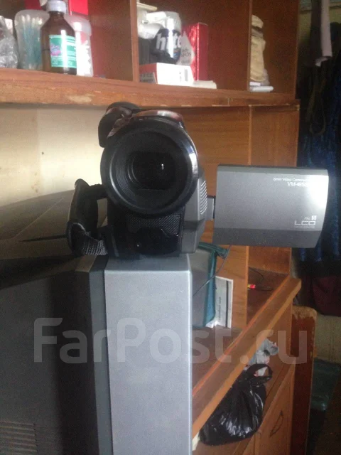 Hitachi DZ-BX37E ����