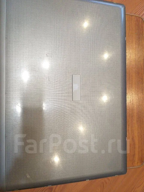 DNS Office. 14.1", ��� 2048 ��, ���� 500���, WiFi: 1, Bluetooth: 1, ����������� �� 2��. ����