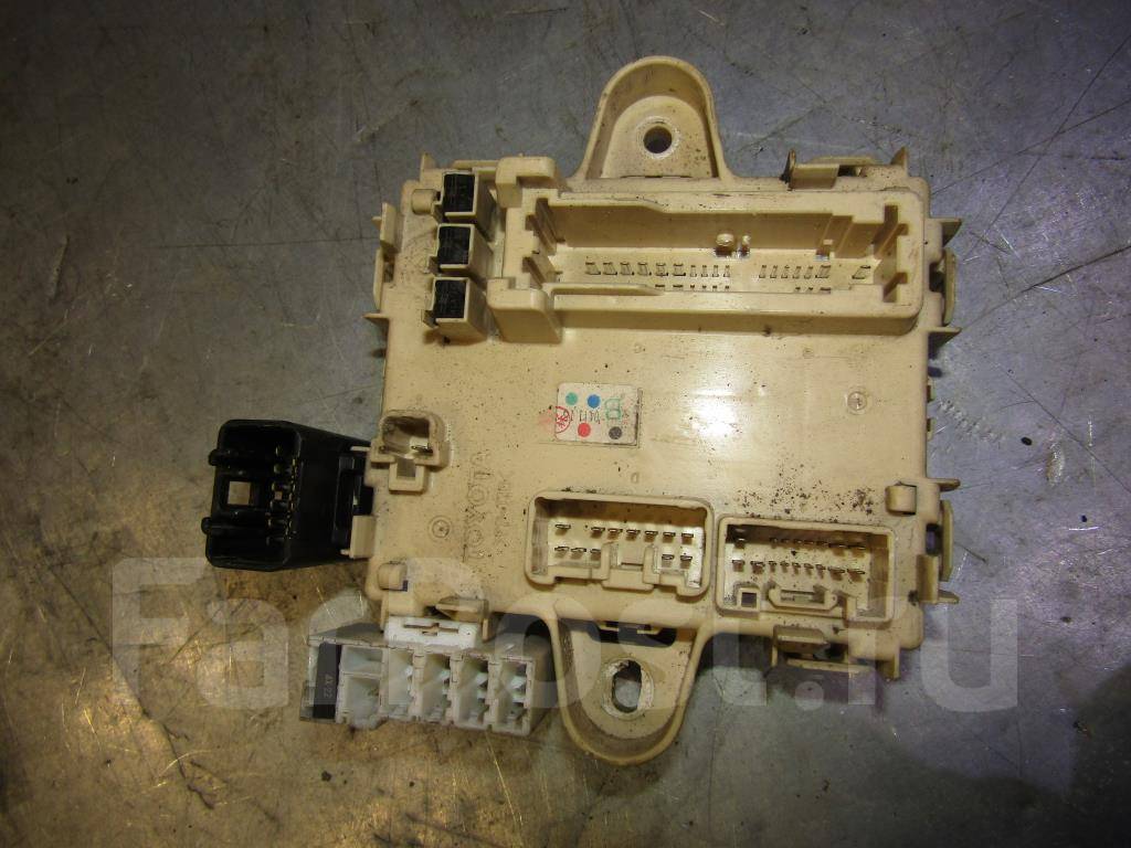 блок реле лексус rx400h