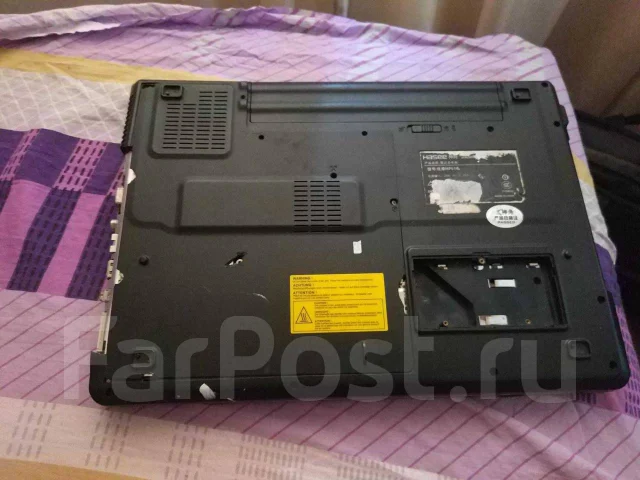 Hasee. 15.6", 1,9����, ��� 2048 ��, ���� 120���, WiFi: 1, Bluetooth: 1, ����������� �� 1��. ����