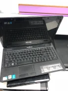 eMachines E725. WiFi: 1, Bluetooth: 1 ����