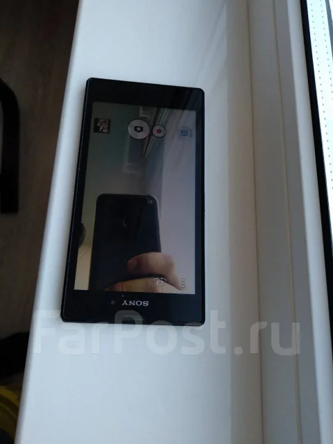 Sony Xperia T3. �/�, ������, 4G LTE, NFC ����