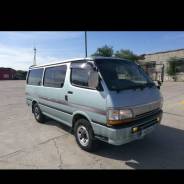 Toyota Hiace. Продаётся грузопассажирский автобус , 5 мест