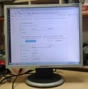 Samsung. 19"