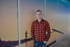 Графический дизайнер. Высшее образование, опыт работы 2 года