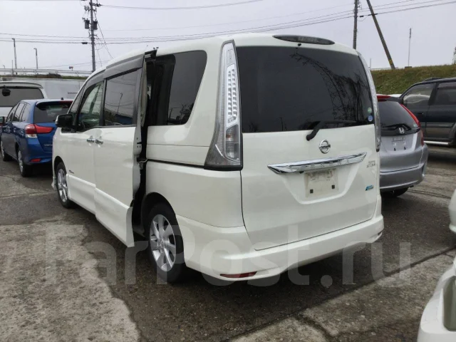 Nissan Serena. ��������, ��������, 2.0 (147 110��.�.), ������, 139 000����. �� ����