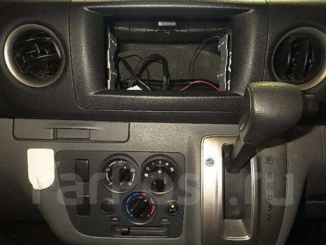 Nissan Caravan. �������, ������, 2.5 (129��.�.), ������, 38 000����. ��, �/�. ��� ����� �� ������������ ����