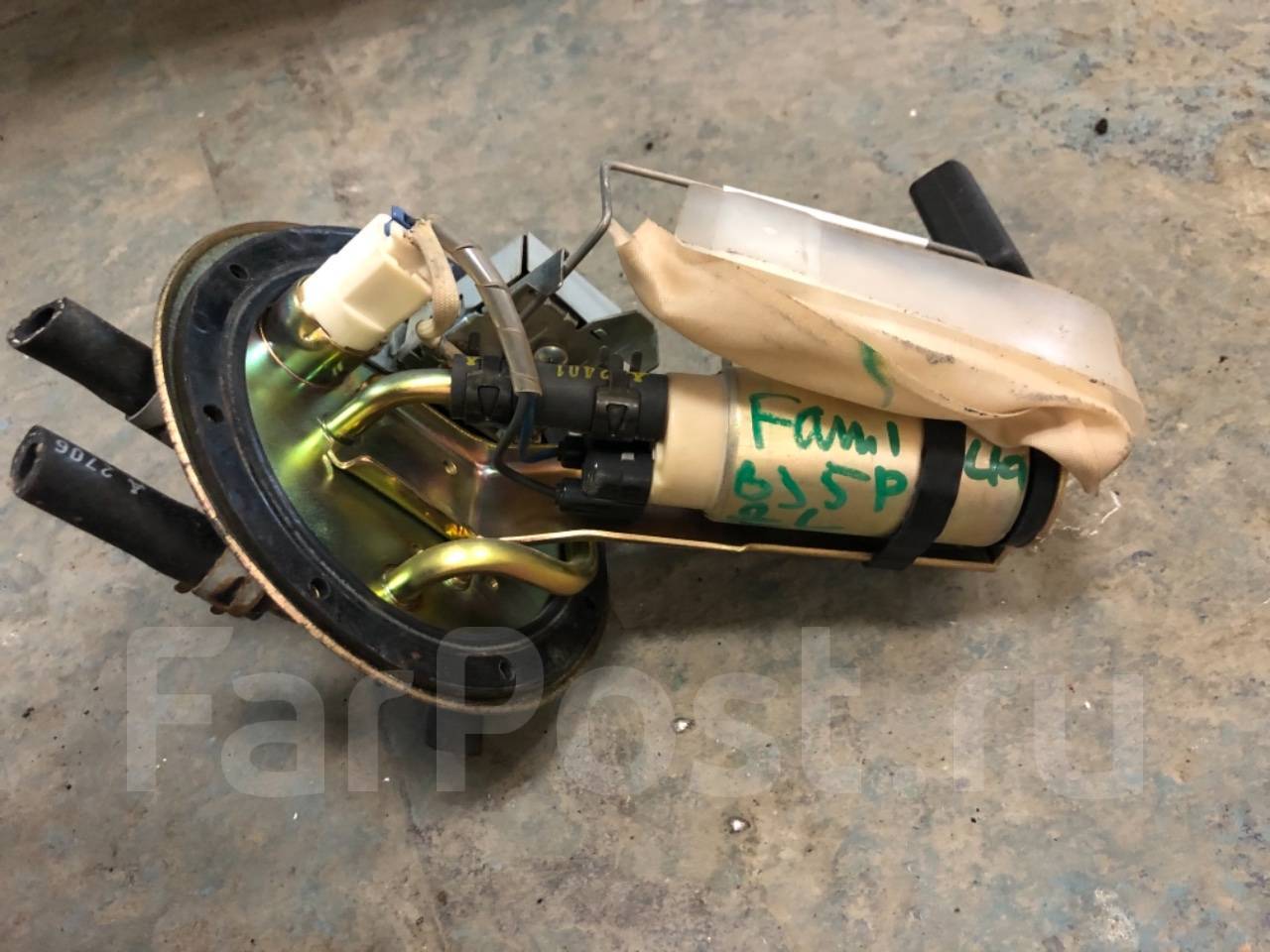 Mazda 323 bj бензонасос. Топливный насос мазда фамилия. Бензонасос мазда фамилия 1999. Топливный насос мазда мпа 2005 2. Топливный бензонасос мазда фамилия.