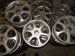 Krait. 7.0x17", 5x100, 5x114.3, ET48, �� 73,1���. ����