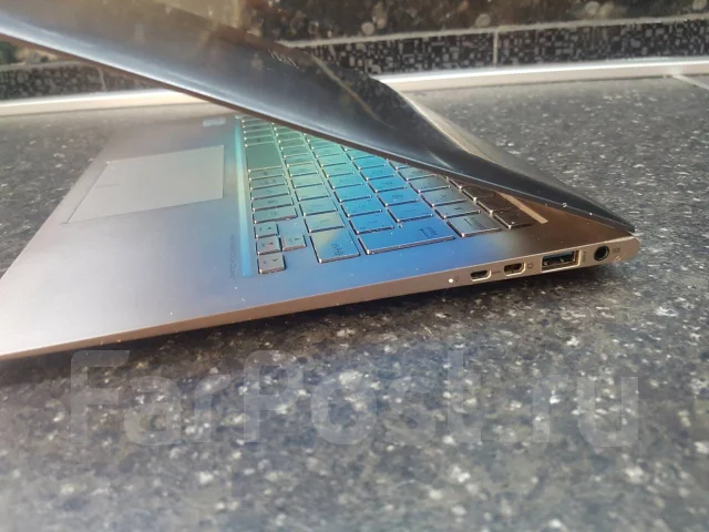 Asus ZenBook Prime UX31A. 13.3", ��� 4 ��, ���� 256���, WiFi: 1, Bluetooth: 1, ����������� �� 4��. ����