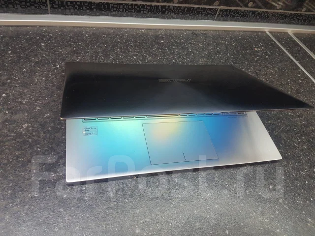 Asus ZenBook Prime UX31A. 13.3", ��� 4 ��, ���� 256���, WiFi: 1, Bluetooth: 1, ����������� �� 4��. ����