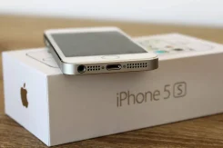 Apple iPhone 5s. �/�, �����, 4G LTE ����